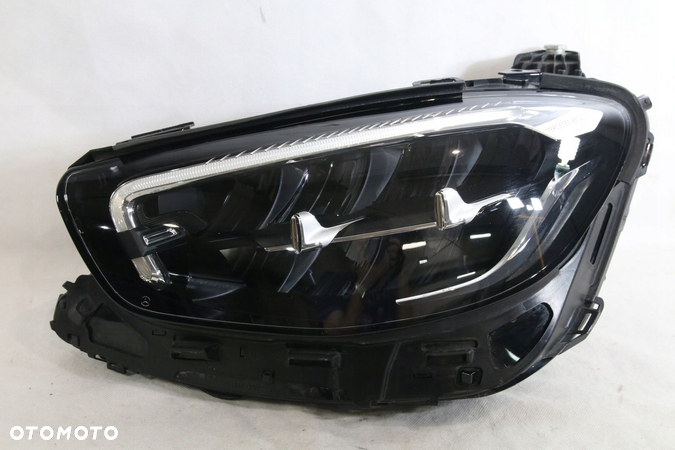 Reflektor Euro Full Led Mercedes E-klasa 213 Lift - 1