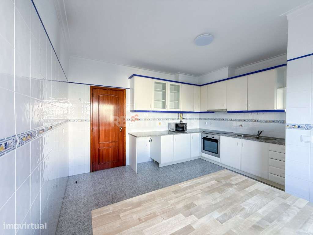 T3 Espaçoso no Entroncamento Conforto, Espaço e Localização Privile...-7