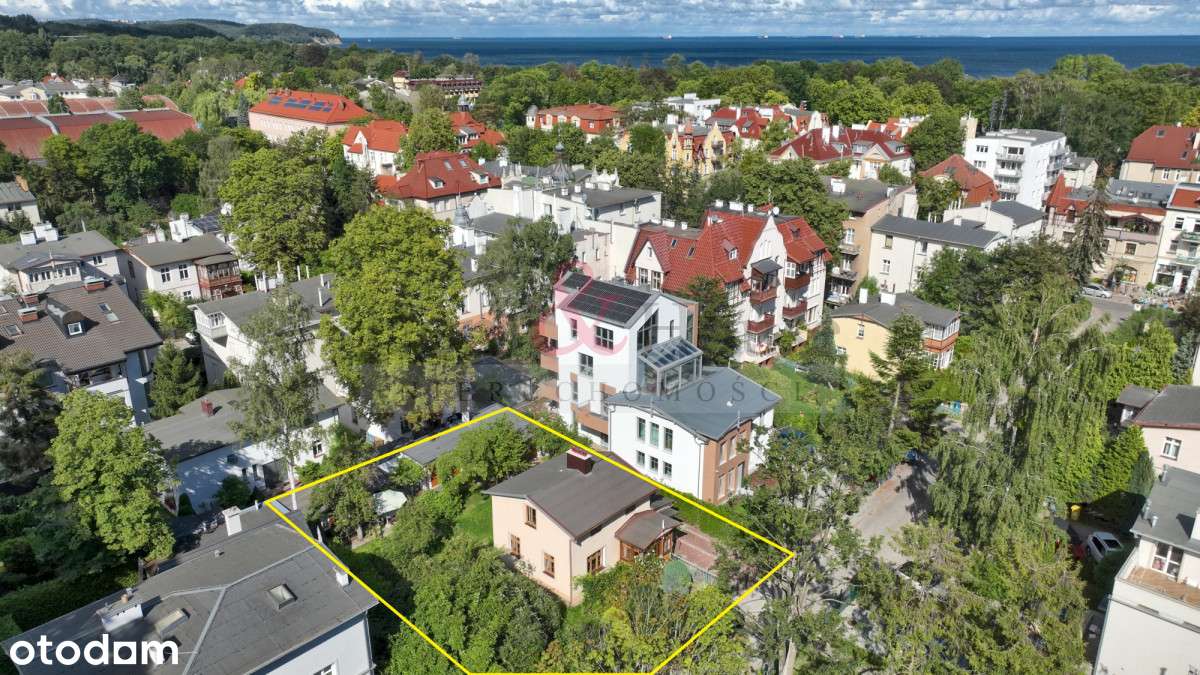 Dom 400 m od plaży, działka 670 m2-1