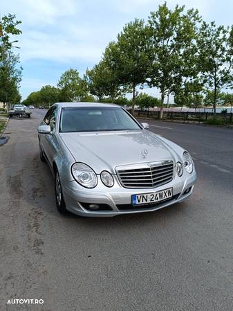 Mercedes-Benz E - 1