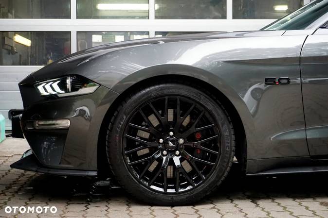 Ford Mustang 5.0 V8 GT - 8