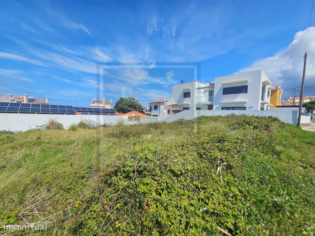 Terreno com Projeto Aprovado - Moradia Contemporânea Isolada com Vi...-9