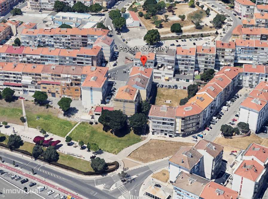 T1 com excelentes áreas, varandas e arrecadação – Forte da Casa-19