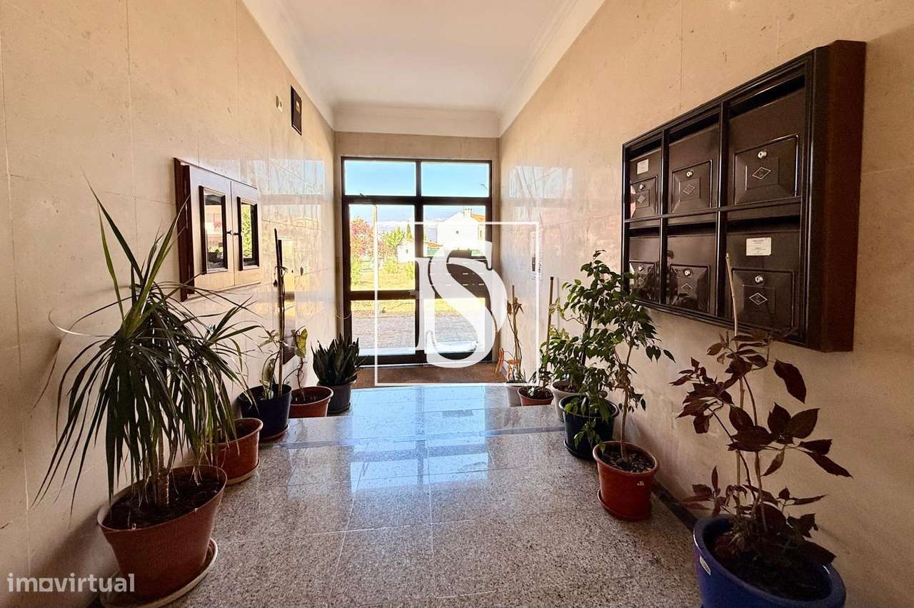 Apartamento T3 Venda em Santo António da Charneca,Barreiro-24
