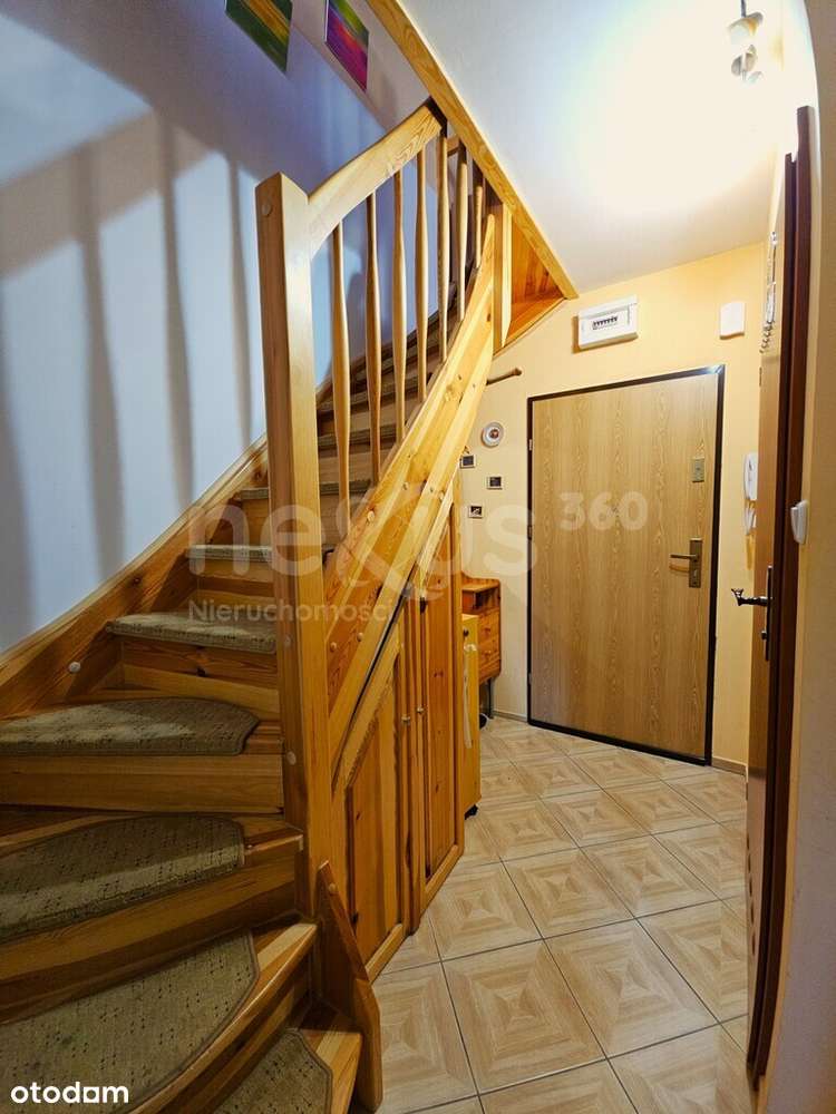 Duży dwupoziomowy apartament w centrum Karpacza-11