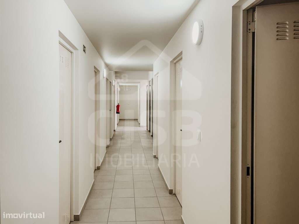 Apartamento T2 Torre da Marinha-28