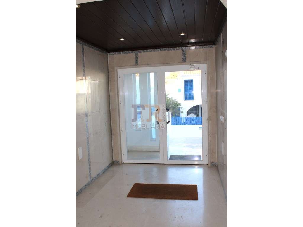 Apartamento T2 com Terraço! Urbanização Portais Arrábida, Palmela-31