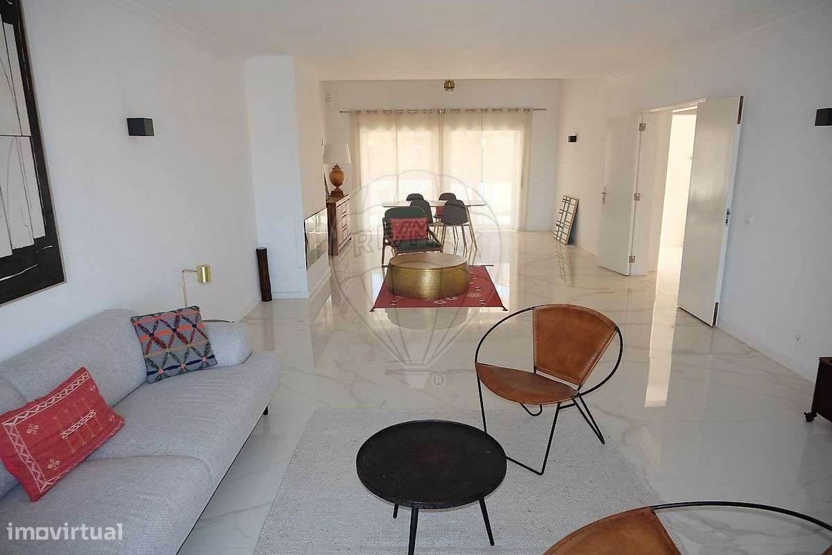 Moradia T5 para venda-16
