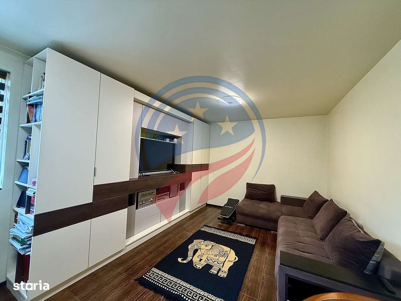 Casă de vânzare – Bld. Nicolae Romanescu, Craiova - Imagine principală: 1/20