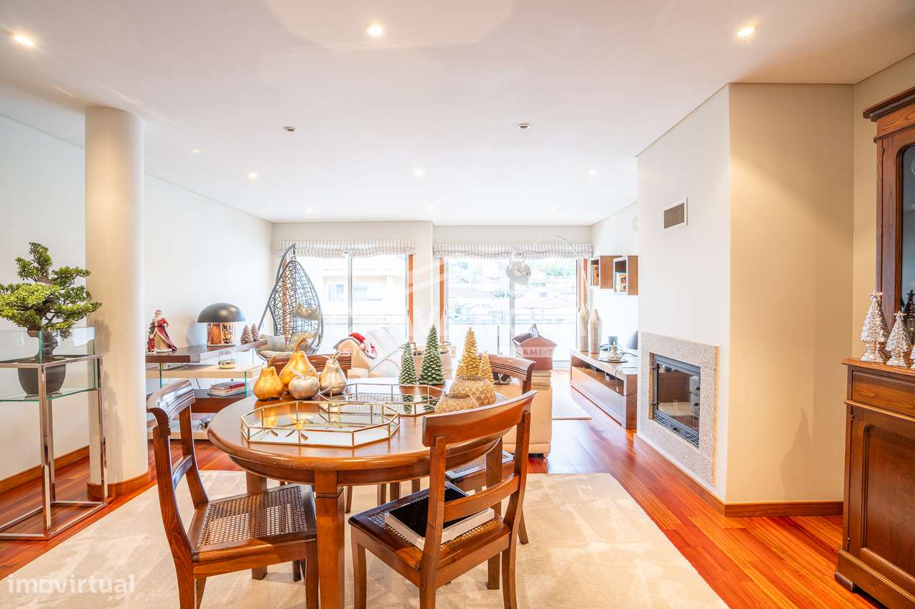 Andar Moradia T3 em S. Mamede do Coronado - Como Novo - Grande imagem: 4/30