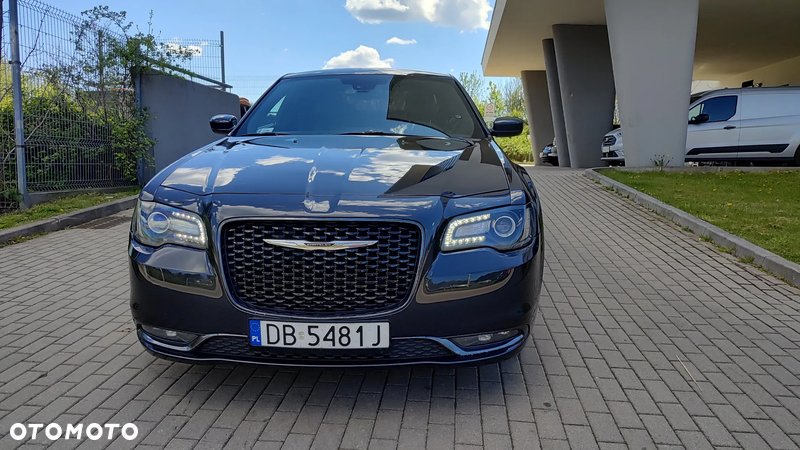 Chrysler 300s - 3