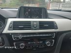 BMW Seria 3 320d xDrive - 9