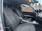 BMW Seria 3 318d DPF Touring Edition Sport - 17