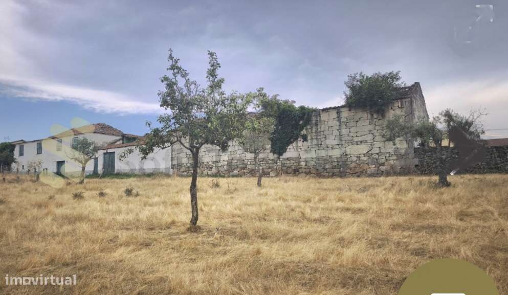 Quinta dos Sonhos em Chaves, Vila Real: Casa para recuperar T6 duplex - Grande imagem: 4/10