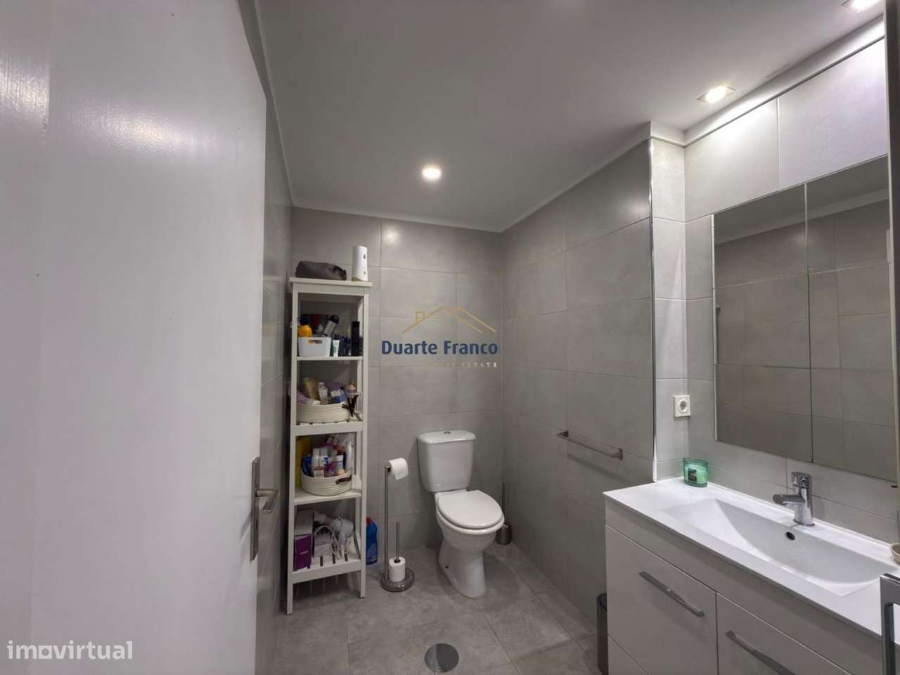 Apartamento T3 c/varanda leça do balio-17