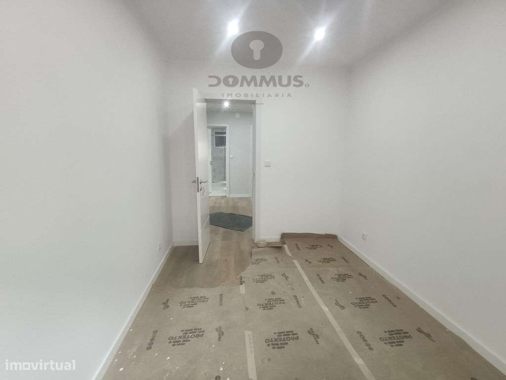 Apartamento T2+1 Remodelado com Logradouro na Falagueira-15