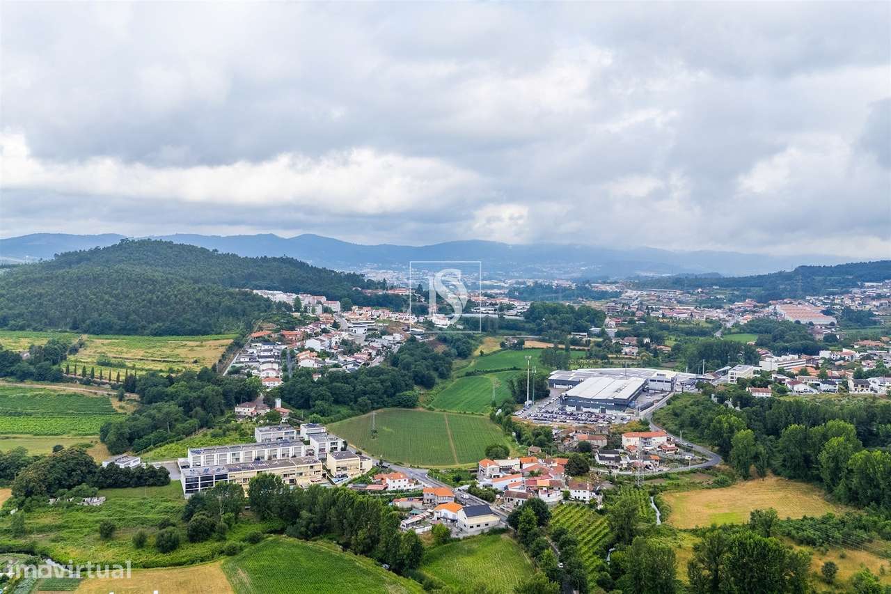 Apartamento T1+1 remodelado | 76 m² | Fermentões, Guimarães-26