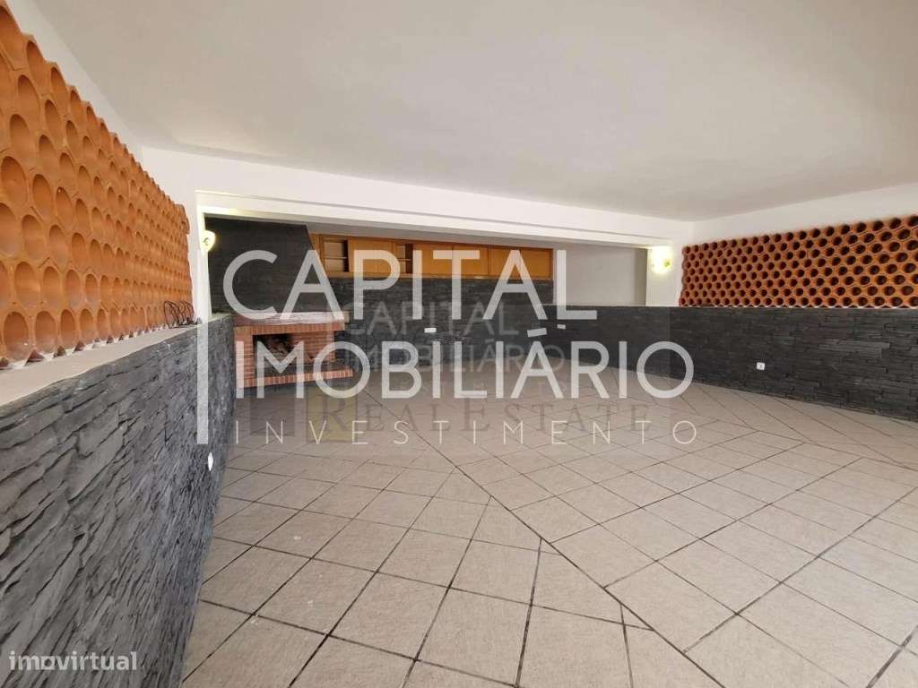 Moradia isolada V3+2 situada nas Caixas em Sesimbra com Piscina-33