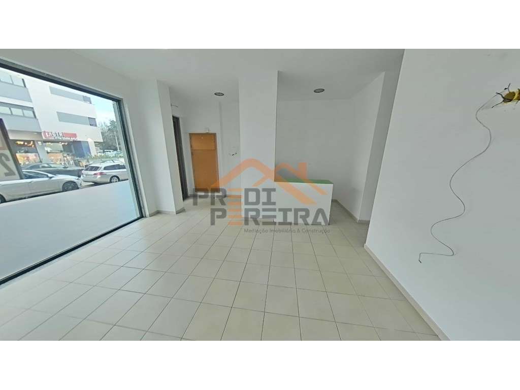 Loja centro de Odivelas. - Grande imagem: 3/27