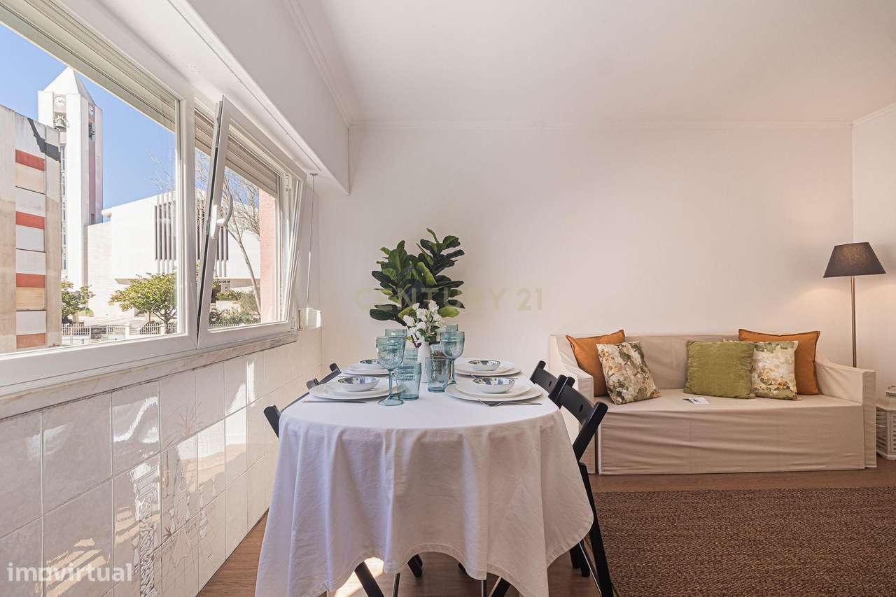 Apartamento T2 em Cacém, Sintra - Oportunidade Única-5