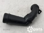 Tubo de ar filtrado Usado PEUGEOT/2008 (CU_)/1.2 THP 110 | 01.15 -  REF. 9807939... - 3