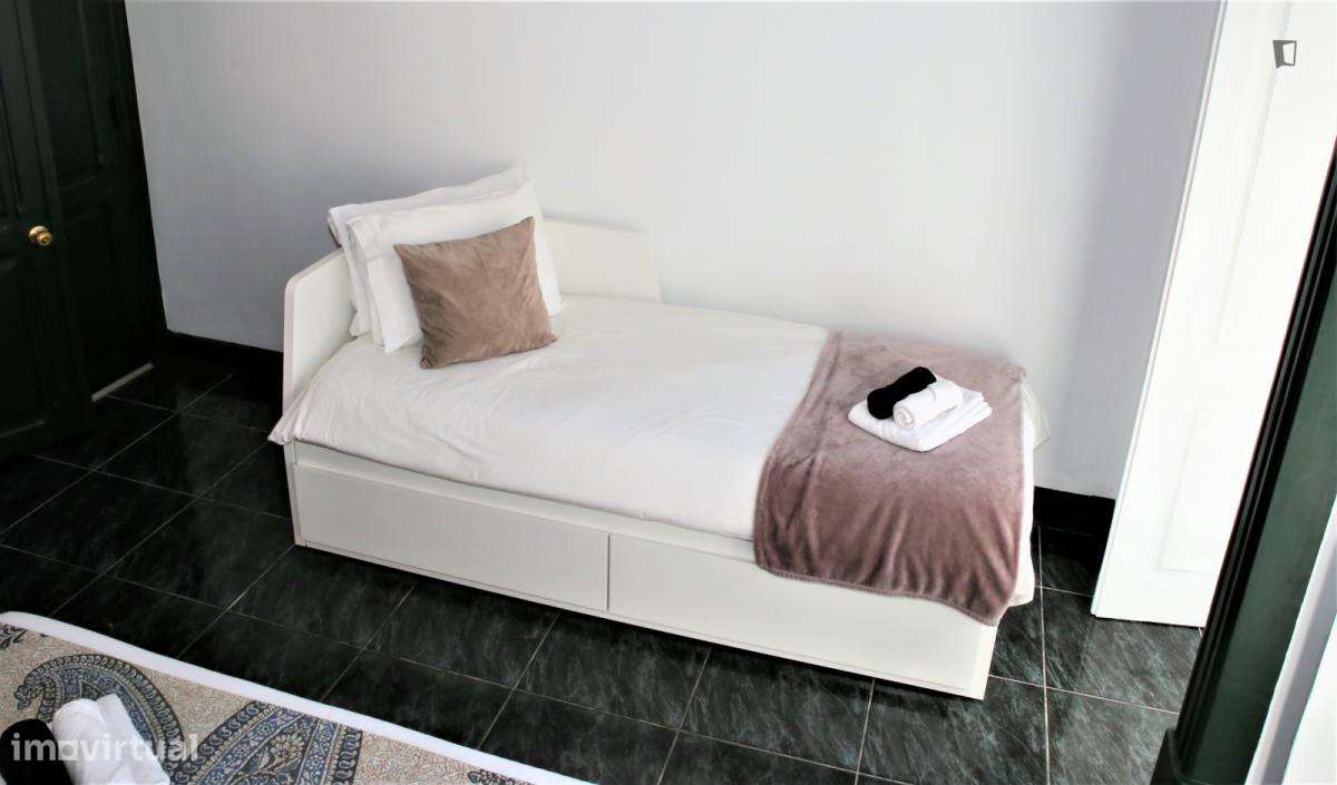 Quarto - localizado em Penha de França Lisbon - Grande imagem: 5/8