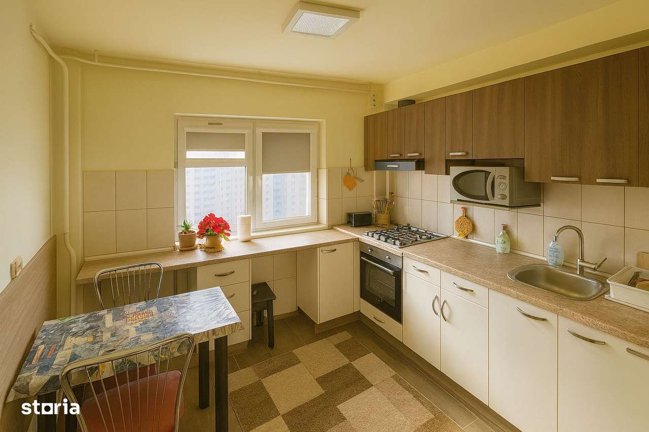 74 mp, 3 camere, 2 băi, 2 balcoane – 8 min până la metrou - comision 0-0