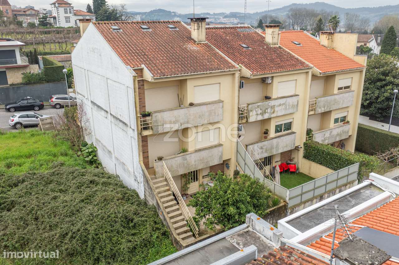 Moradia T4 com Suíte em Dume-41