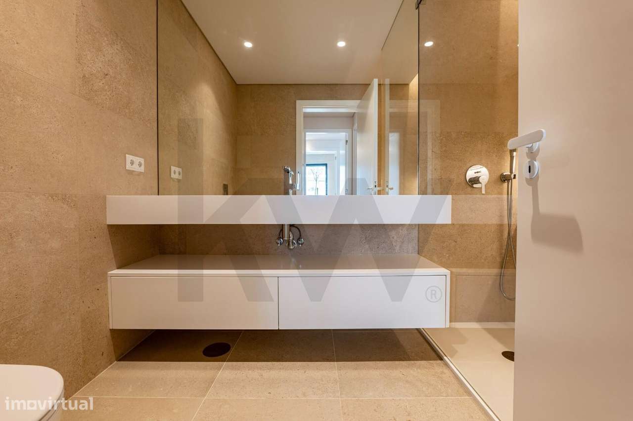 Apartamento T4 com Jardim e Piscina na Parede – Cascais-15