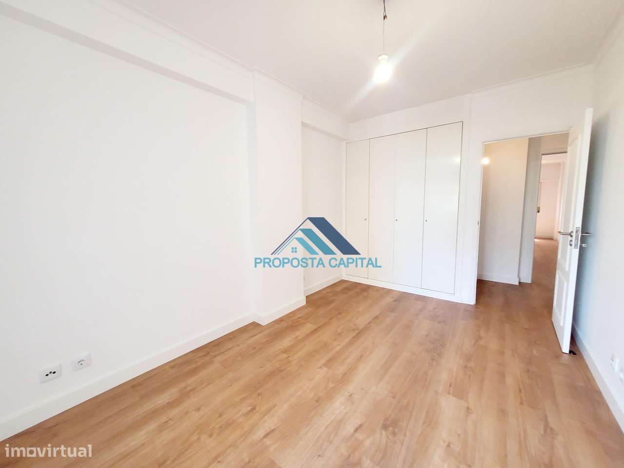 APARTAMENTO T3 TOTALMENTE REMODELADO | ESTRADA DA LUZ - COM GARAGEM-44