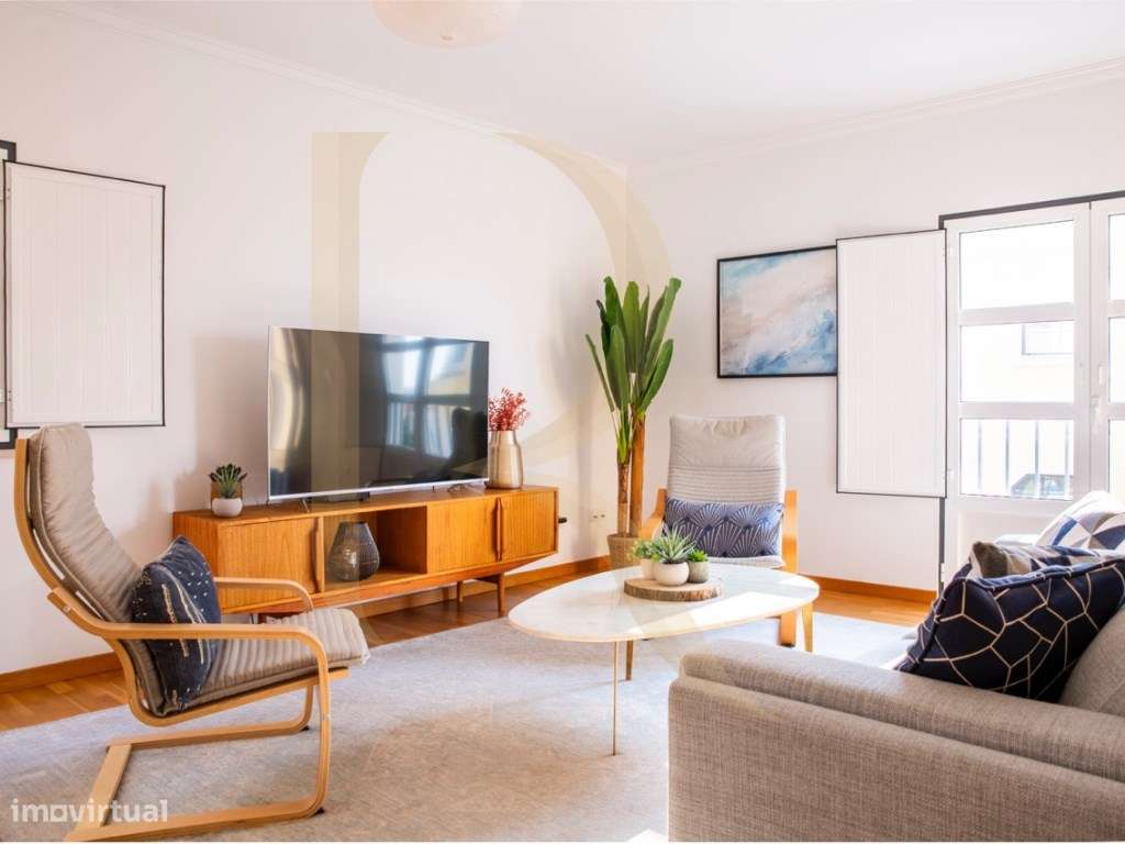 Apartamento duplex T2 com elevador, parqueamento e varanda em Vila ... - Grande imagem: 2/19