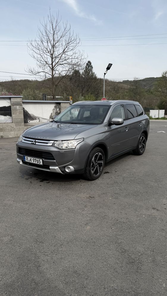 Mitsubishi Outlander 2014
