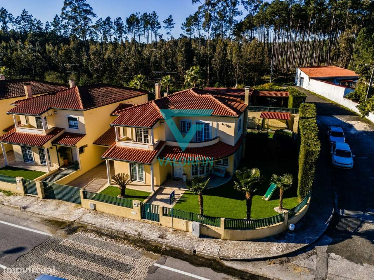 Moradia T4 c/ Jardim e Logradouro - Trutas - Marinha Grande - Grande imagem: 3/6