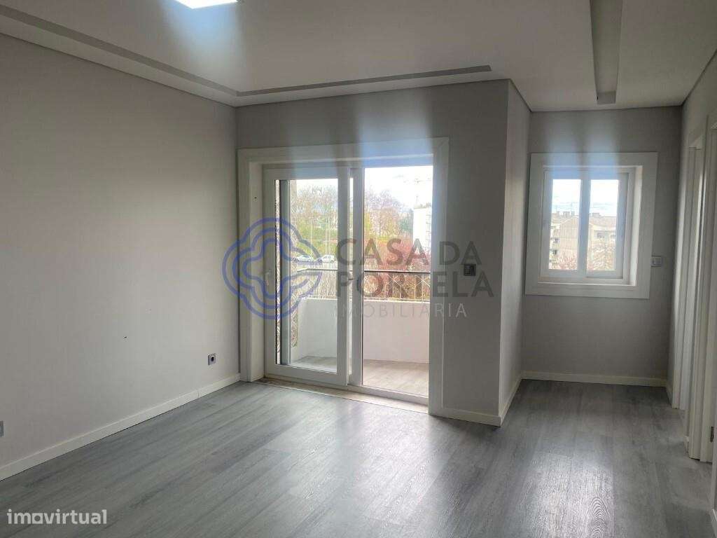 T3 proximo á estação de Comboios - Grande imagem: 4/21