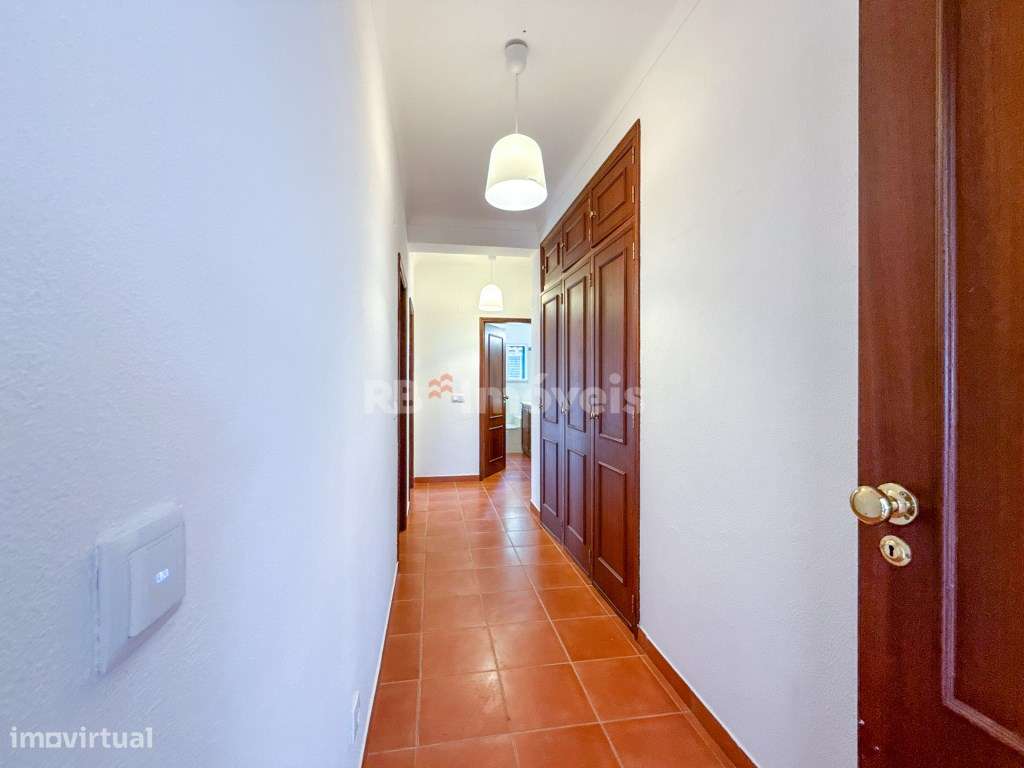 Moradia T3, c/ Jardim, Garagem e Zona de Estar Exterior - Castelo d...-53