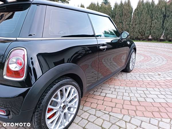 MINI John Cooper Works - 23