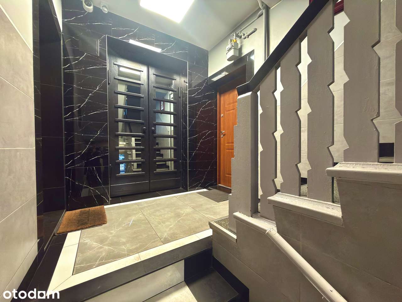 89,27 m² | 4 pokoje | 1 piętro | monitoring | 2 duże piwnice | DTŚ-16