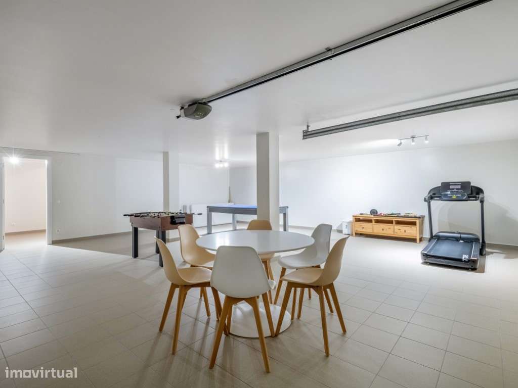 Moradia T3 com piscina, jardim, garagem e vista no Praia d'el Rey B...-38