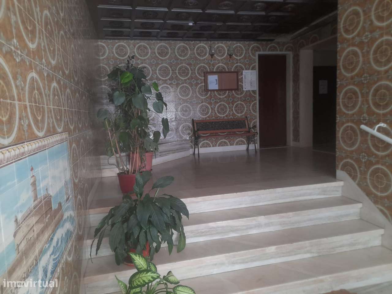 T2 nas figueirinhas em Oeiras em recuperação! Como Novo! - Grande imagem: 4/22