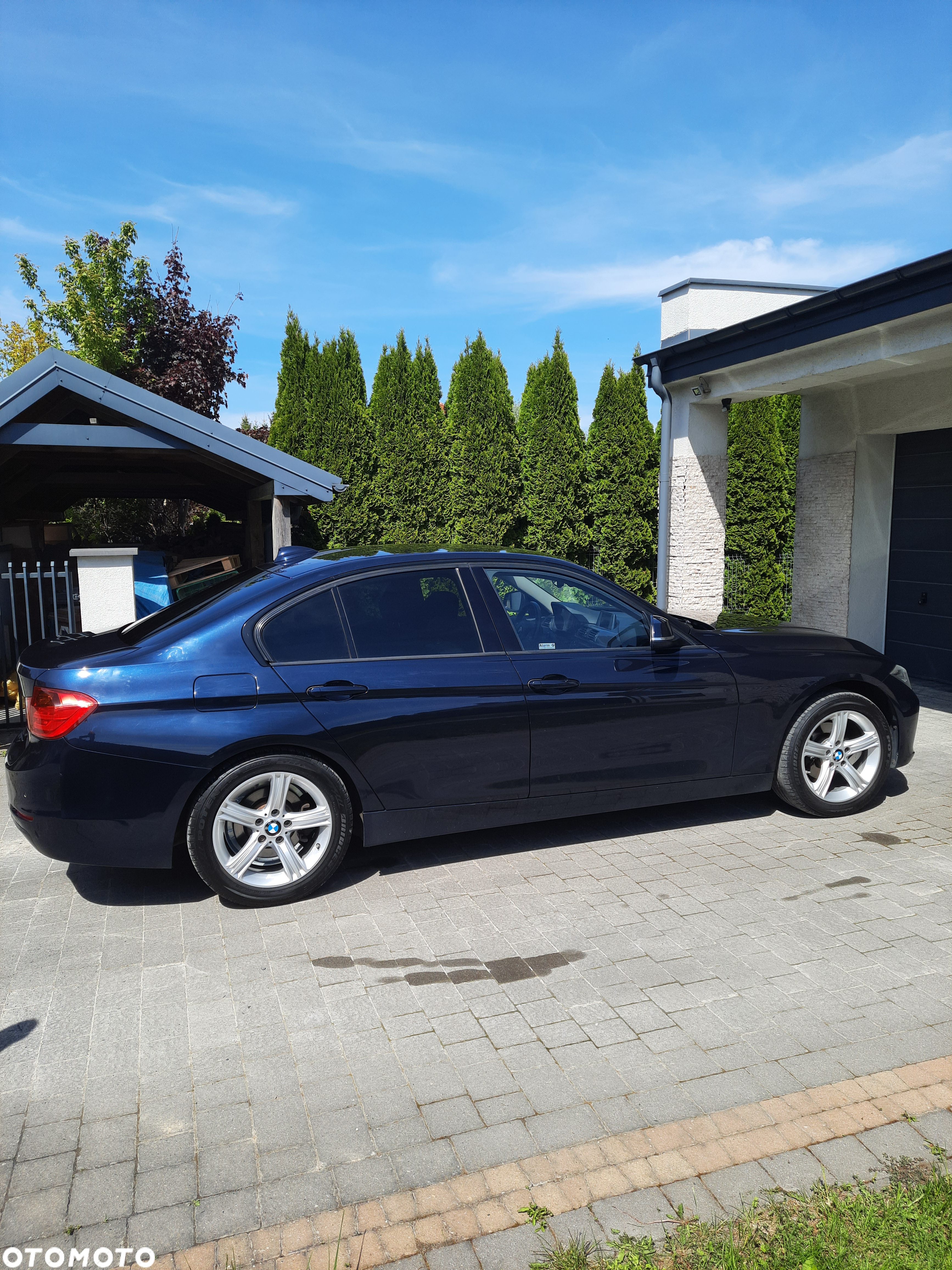 BMW Seria 3 318d xDrive - 4