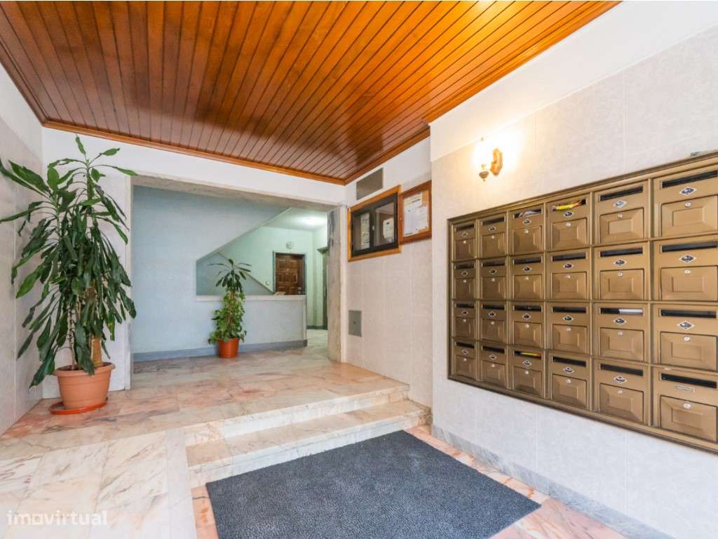 T1 em Massamá - Zona do Shopping-21