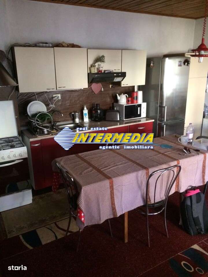 Casa Noua de vanzare P+E+M cu 3000 mp teren in Zona Ciugud-8