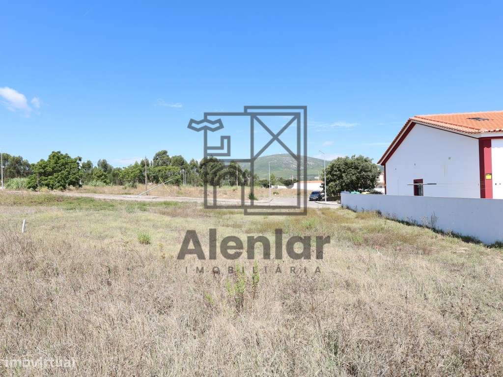Lote para construção de Moraida - Abrigada-10