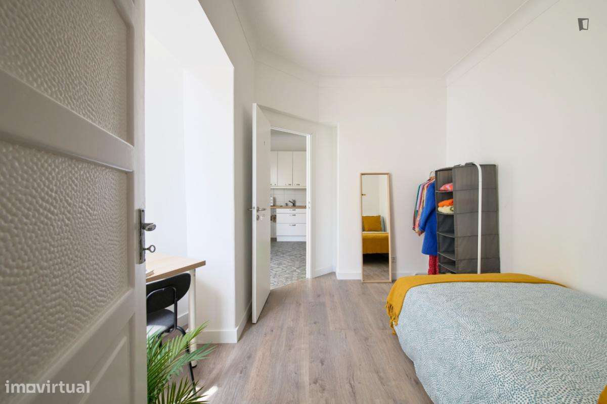 Quarto - localizado em Alvalade Lisbon - Grande imagem: 4/13