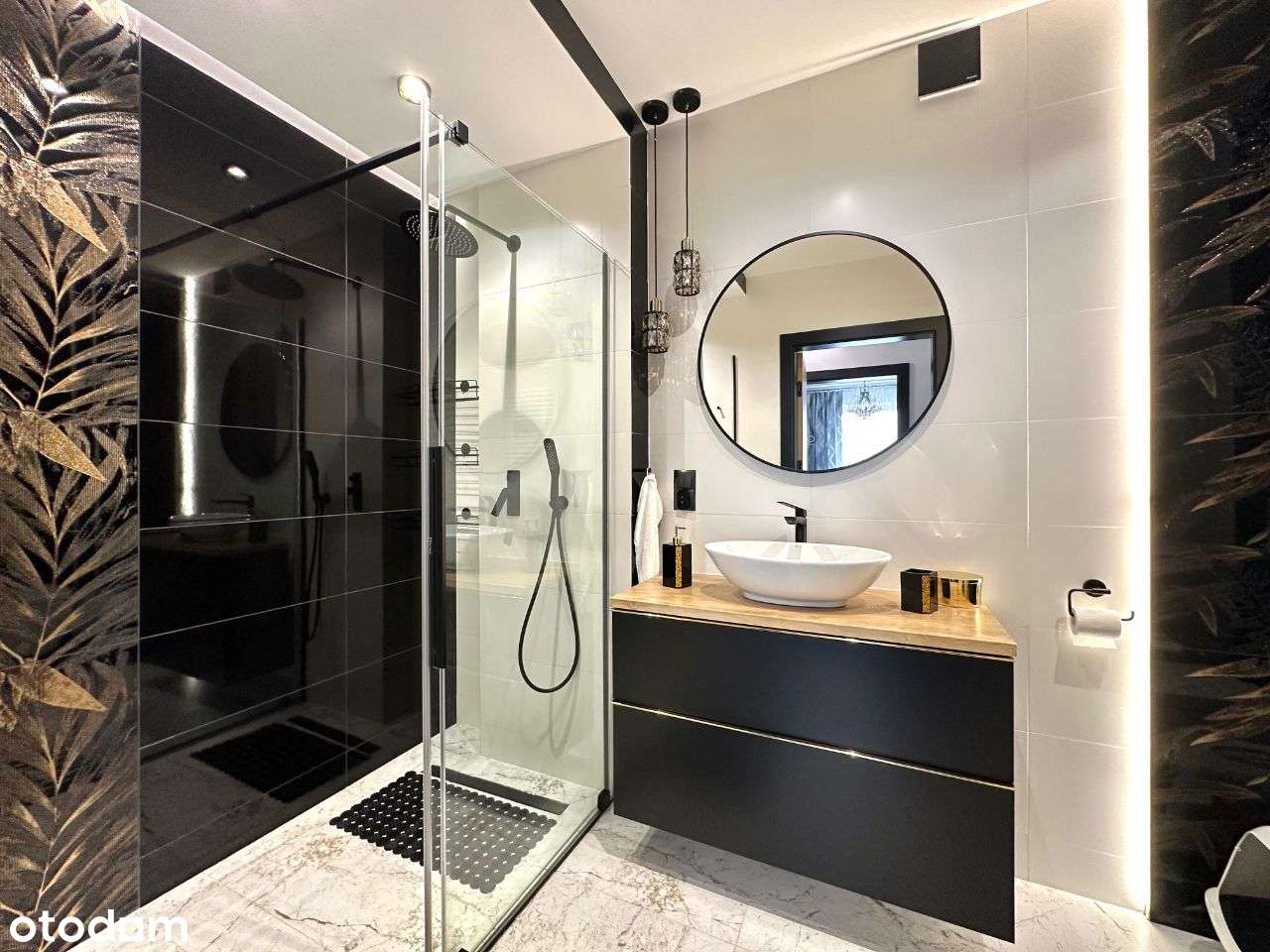 Klimatyczny apartament o podwyższonym standardzie-1