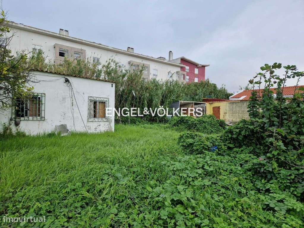 Terreno rústico com possibilidade de passar a urbano - Grande imagem: 4/15