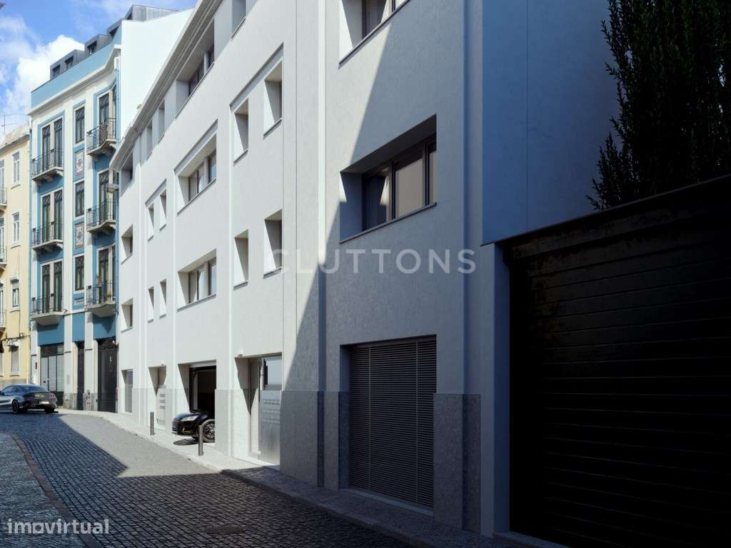 Apartamento T2, varanda e estacionamento, Arroios - Lisboa-12