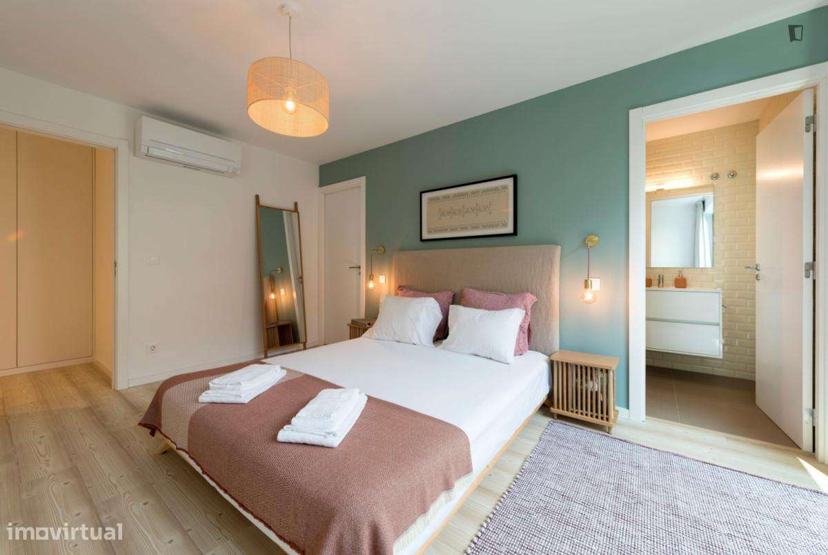 Apartamento com 2 quartos - localizado em Miragaia Porto - Grande imagem: 5/35