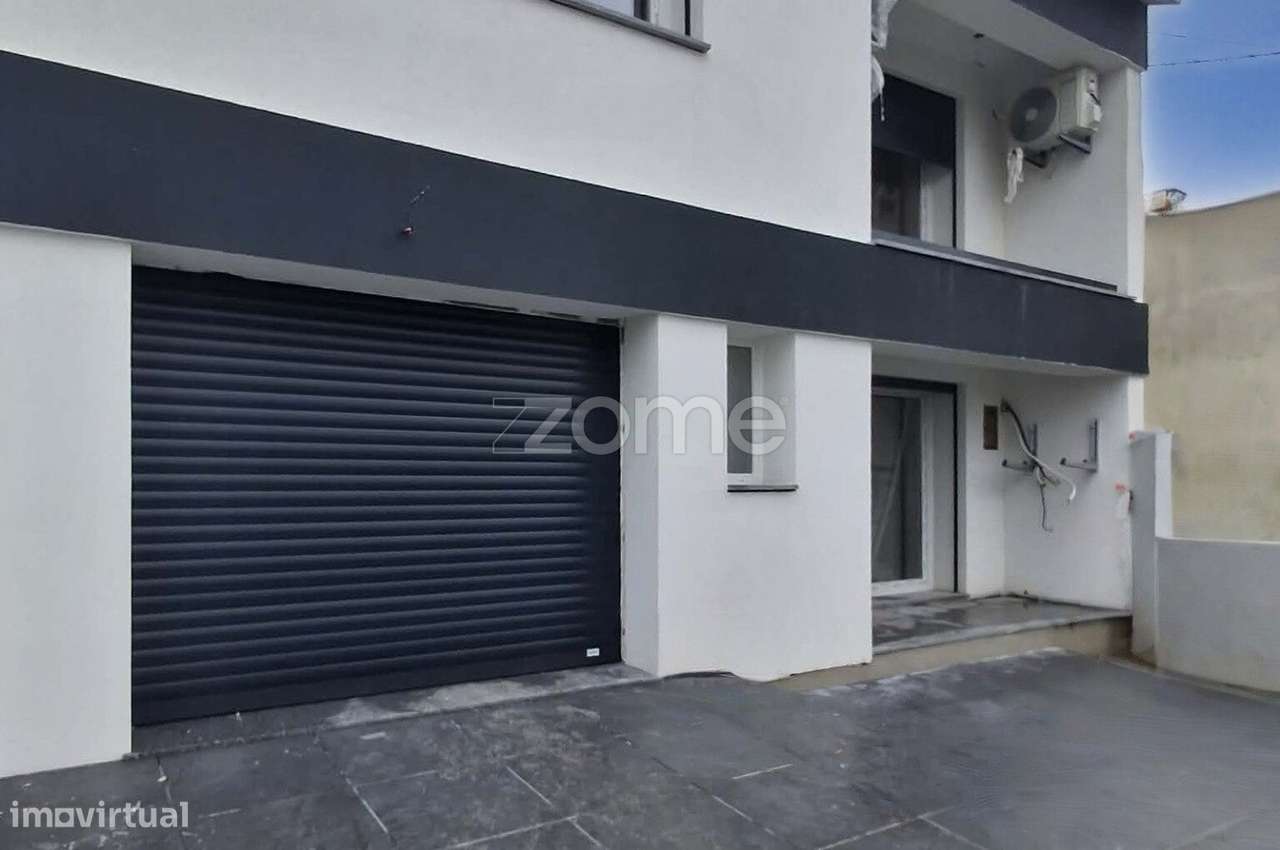 Moradia Nova com Piscina na Gafanha da Nazaré - Grande imagem: 3/26