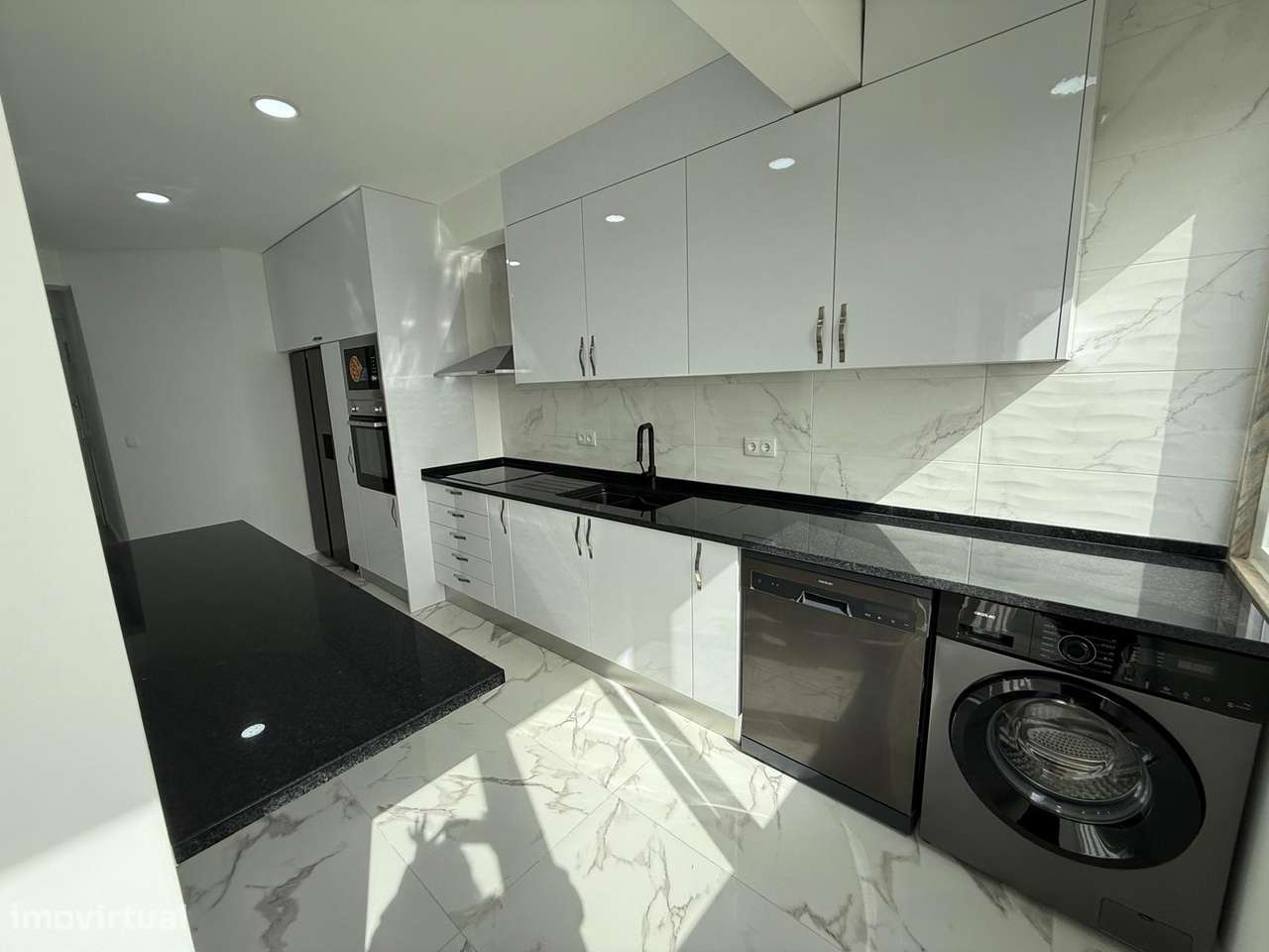 T3 Totalmente Remodelado com Vista Rio – Póvoa de Santa Iria - Grande imagem: 2/15